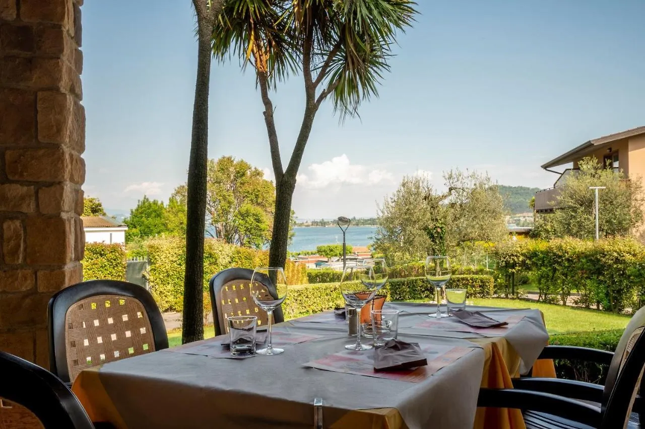Apartments In Manerba Del Garda 22047